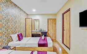 Season 4 Residences - Teynampet Near Apollo Hospital ,Balaji Dental, Us Consulate